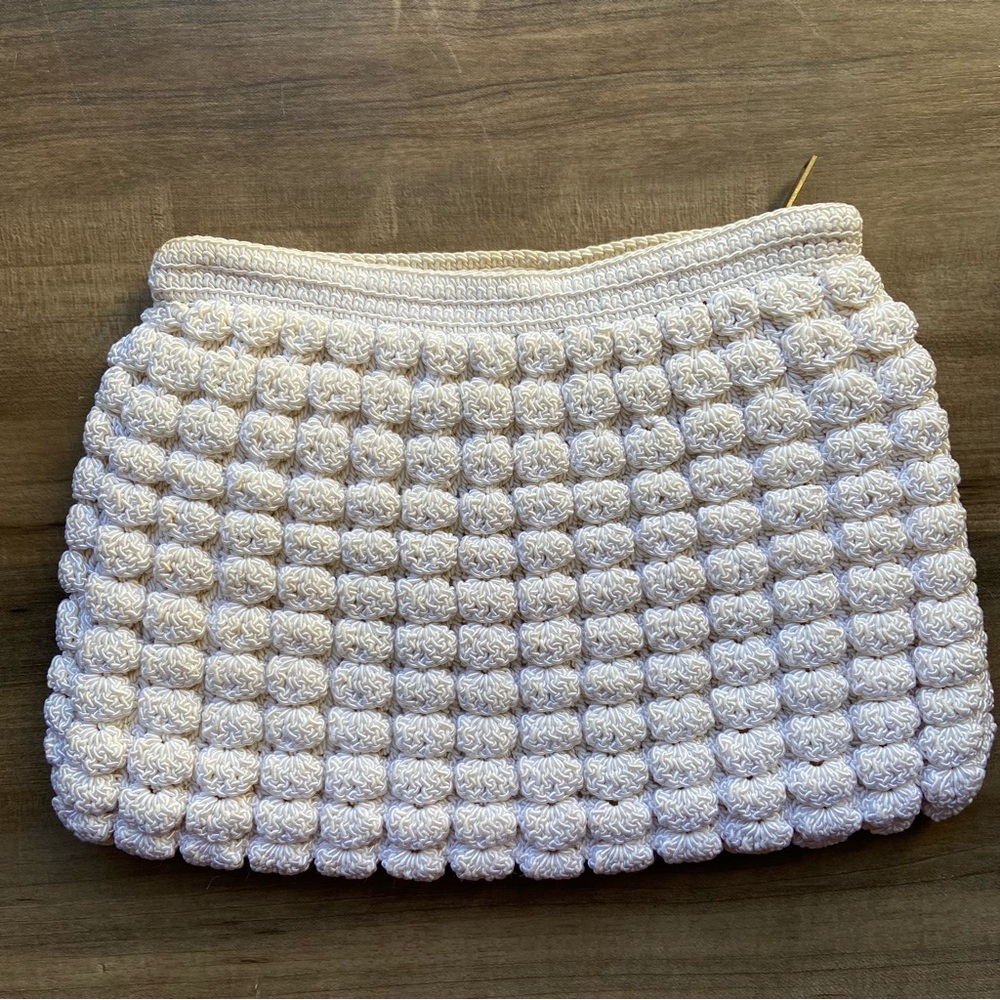 GVC True Vintage 1930s Crochet Popcorn Zip Top 9"(W) X 6" (H) Clutch Bag